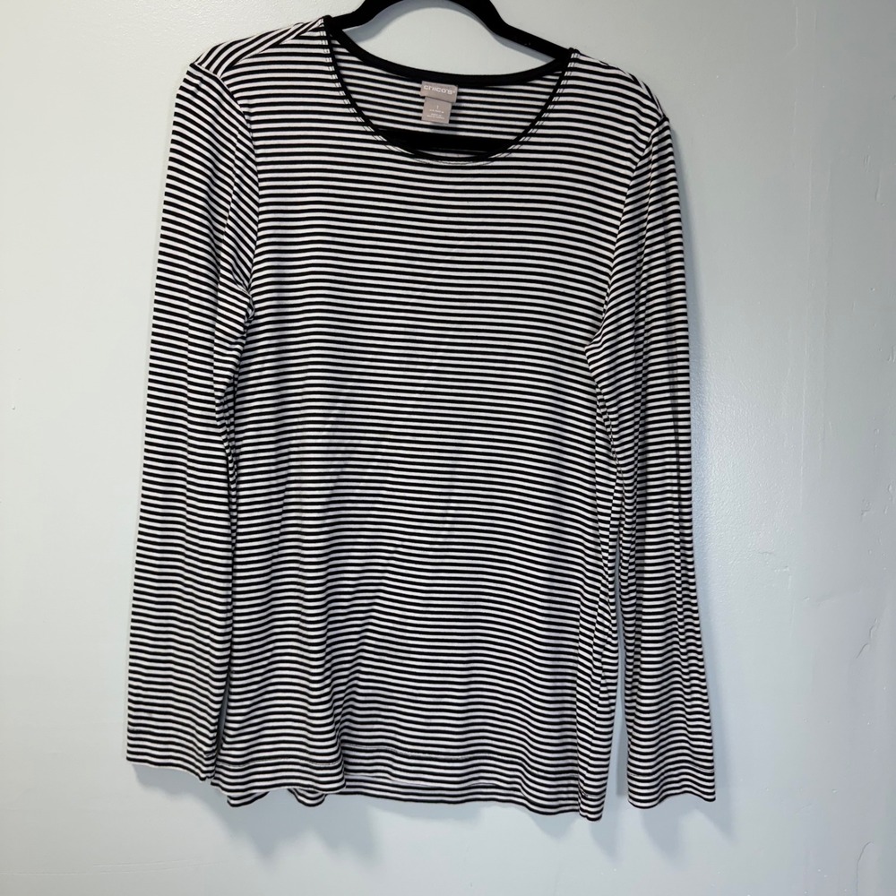 Chico's Black White Striped Long Sleeve Crew Neck Top Size 1 Medium Rayon Blend